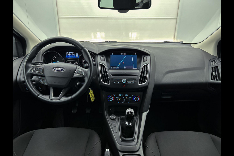 Ford FOCUS Wagon 1.0 Lease Edition (NAVIGATIE, CLIMA, PARKEERSENSOREN, STUURBEDIENING, 1e EIGENAAR, GOED ONDERHOUDEN)