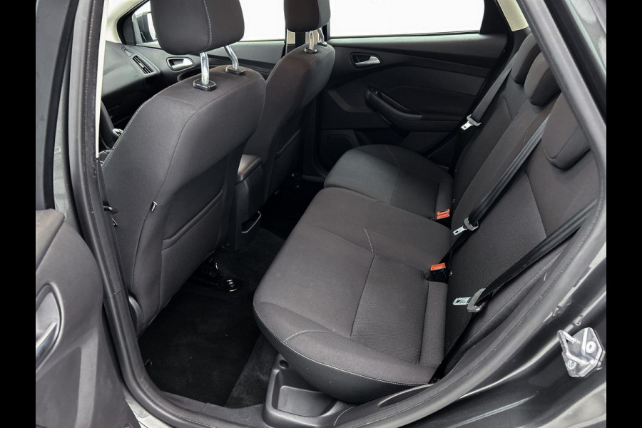 Ford FOCUS Wagon 1.0 Lease Edition (NAVIGATIE, CLIMA, PARKEERSENSOREN, STUURBEDIENING, 1e EIGENAAR, GOED ONDERHOUDEN)