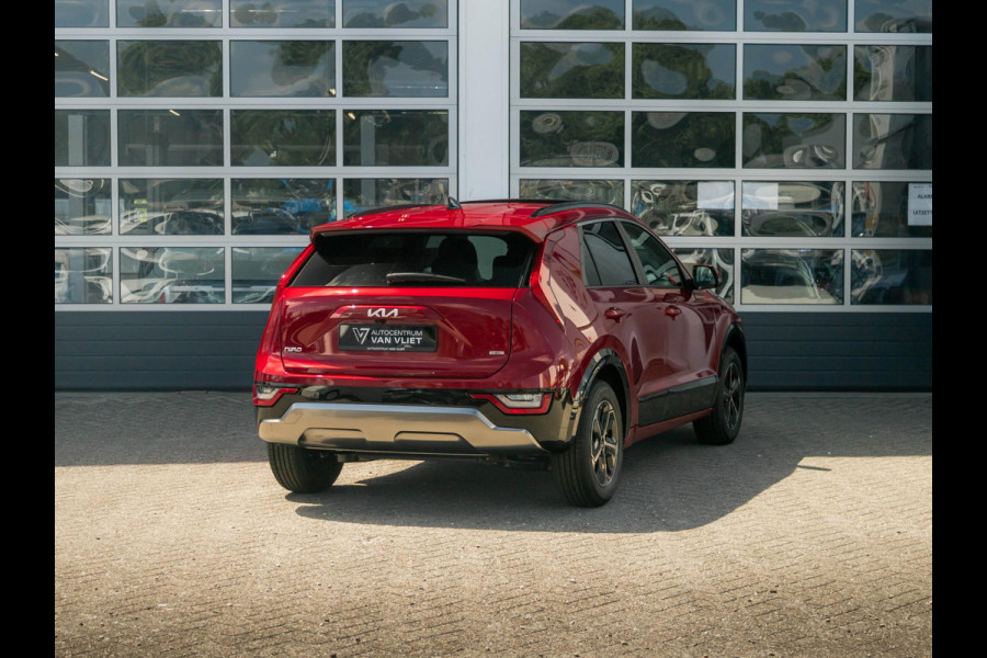 Kia Niro 1.6 GDi Hybrid DynamicPlusLine l Direct leverbaar l Private Lease v.a. € 494,-| Snelle Levering | LED | Clima | Navi | Carplay | Stoel&Stuur Verwarming | Schuif-/Kanteldak | Head-up display