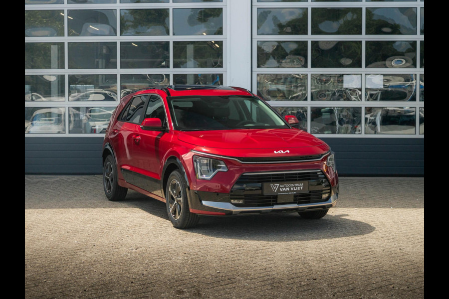 Kia Niro 1.6 GDi Hybrid DynamicPlusLine l Direct leverbaar l Private Lease v.a. € 494,-| Snelle Levering | LED | Clima | Navi | Carplay | Stoel&Stuur Verwarming | Schuif-/Kanteldak | Head-up display
