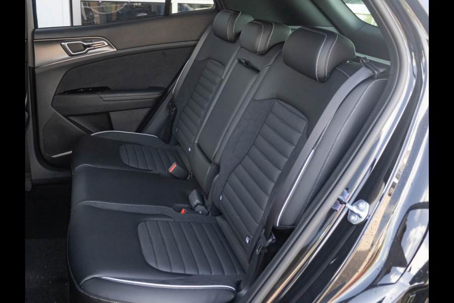 Kia Sportage 1.6 T-GDi Plug-in Hybrid AWD GT-PlusLine | Direct leverbaar  | CarPlay | Stoelkoeling | Stoel-/stuurverwarming | Schuif-/kanteldak | PDC | LED | Navi | Camera | 19''