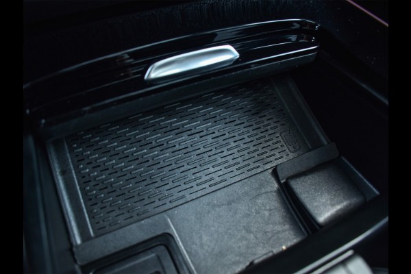 Mercedes-Benz GLA 200 AMG LINE EDITION ONE | PANORAMADAK | CAMERA | FULL-LED | STOELVERWARMING | SPORTSTOEL | CARBON INLEG | AMBIANCE INTERIEUR |
