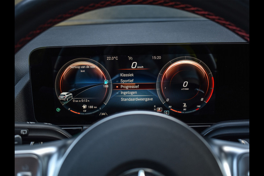 Mercedes-Benz GLA 200 AMG LINE EDITION ONE | PANORAMADAK | CAMERA | FULL-LED | STOELVERWARMING | SPORTSTOEL | CARBON INLEG | AMBIANCE INTERIEUR |