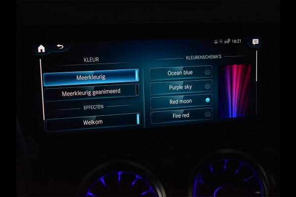 Mercedes-Benz GLA 200 AMG LINE EDITION ONE | PANORAMADAK | CAMERA | FULL-LED | STOELVERWARMING | SPORTSTOEL | CARBON INLEG | AMBIANCE INTERIEUR |