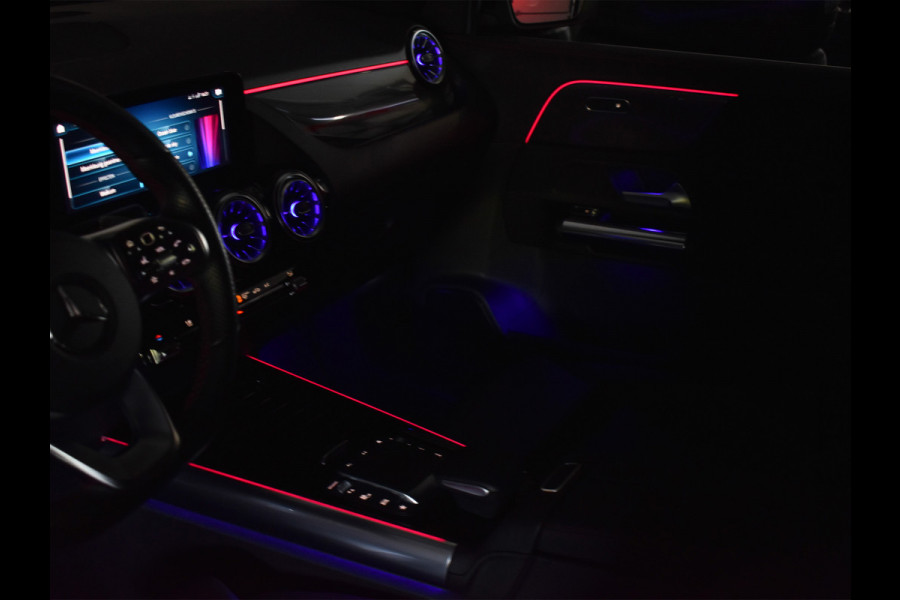 Mercedes-Benz GLA 200 AMG LINE EDITION ONE | PANORAMADAK | CAMERA | FULL-LED | STOELVERWARMING | SPORTSTOEL | CARBON INLEG | AMBIANCE INTERIEUR |