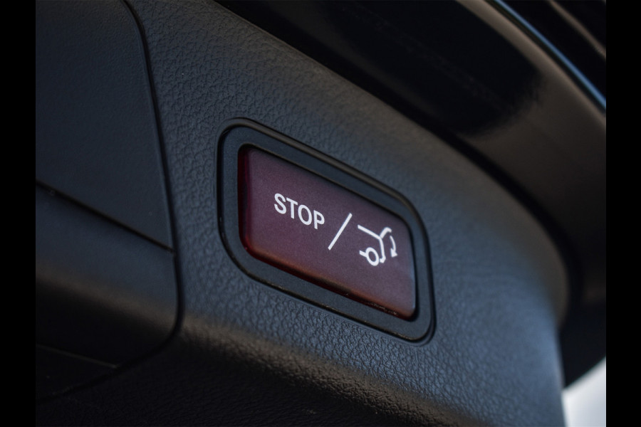Mercedes-Benz GLA 200 AMG LINE EDITION ONE | PANORAMADAK | CAMERA | FULL-LED | STOELVERWARMING | SPORTSTOEL | CARBON INLEG | AMBIANCE INTERIEUR |