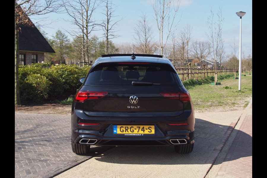 Volkswagen Golf 2.0TSI 190PK DSG | Schuifdak | Apple Carplay | Camera | Matrix-LED verlichting | Harman Kardon |