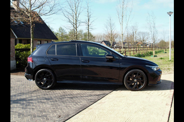 Volkswagen Golf 2.0TSI 190PK DSG | Schuifdak | Apple Carplay | Camera | Matrix-LED verlichting | Harman Kardon |