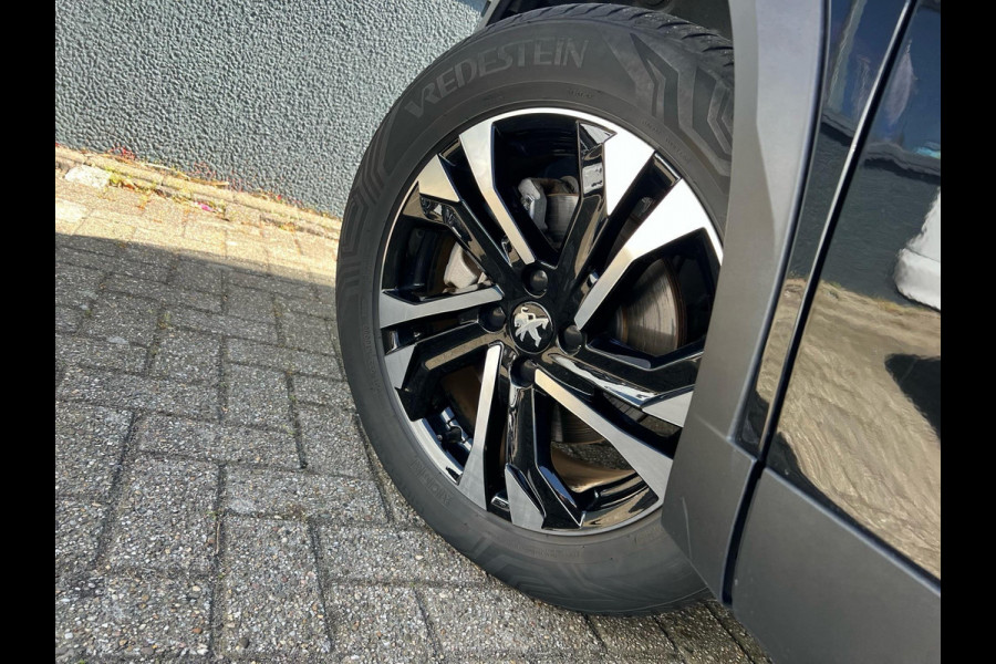 Peugeot e-2008 EV Allure 50 kWh