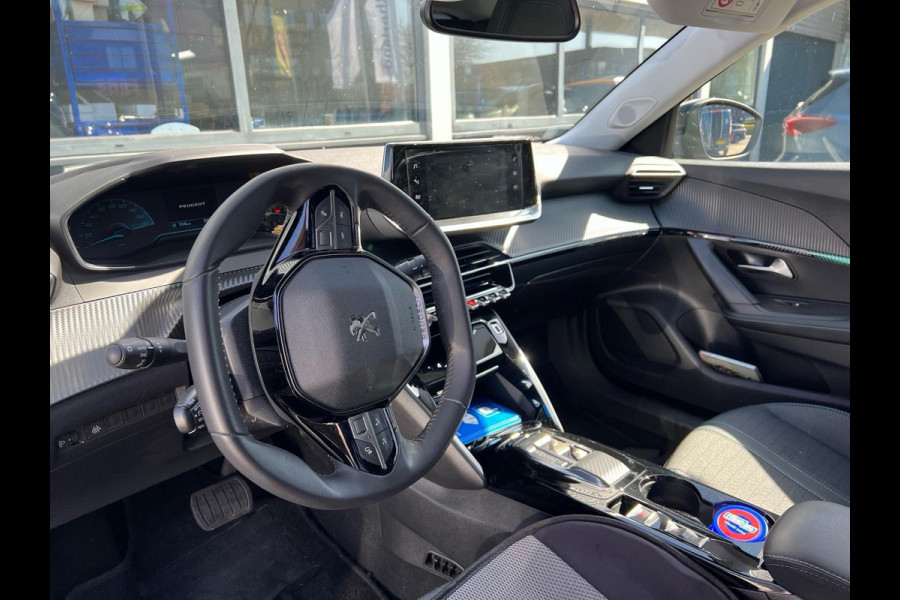 Peugeot e-2008 EV Allure 50 kWh