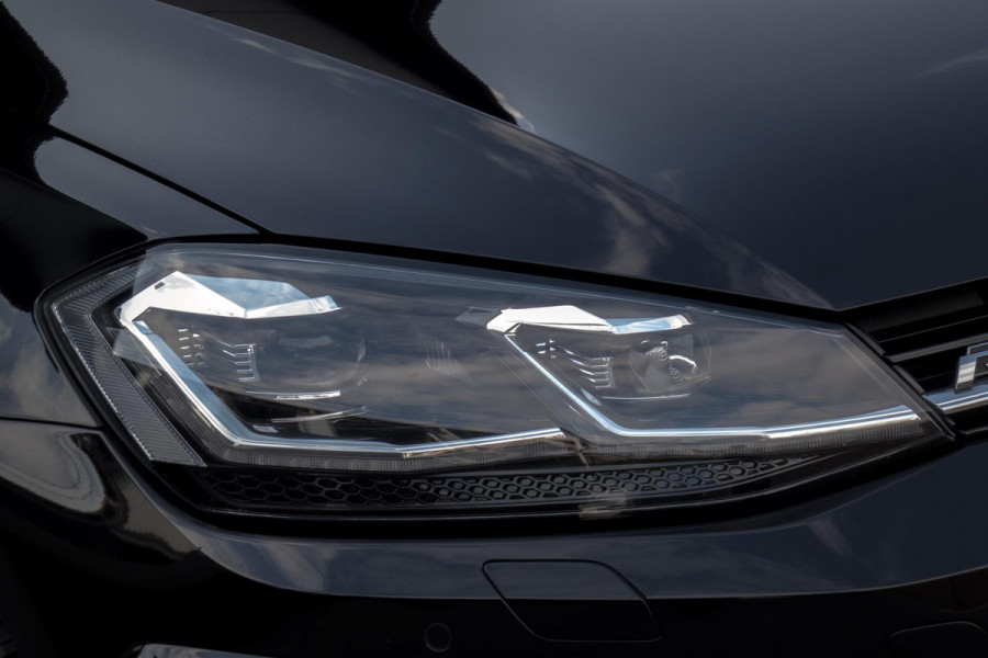 Volkswagen Golf 1.5 TSI Highline Business R | R-LINE | ACC | PDC | NAVI | LED