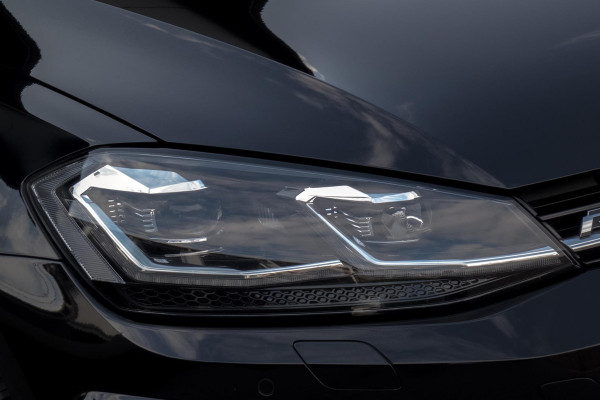 Volkswagen Golf 1.5 TSI Highline Business R | R-LINE | ACC | PDC | NAVI | LED