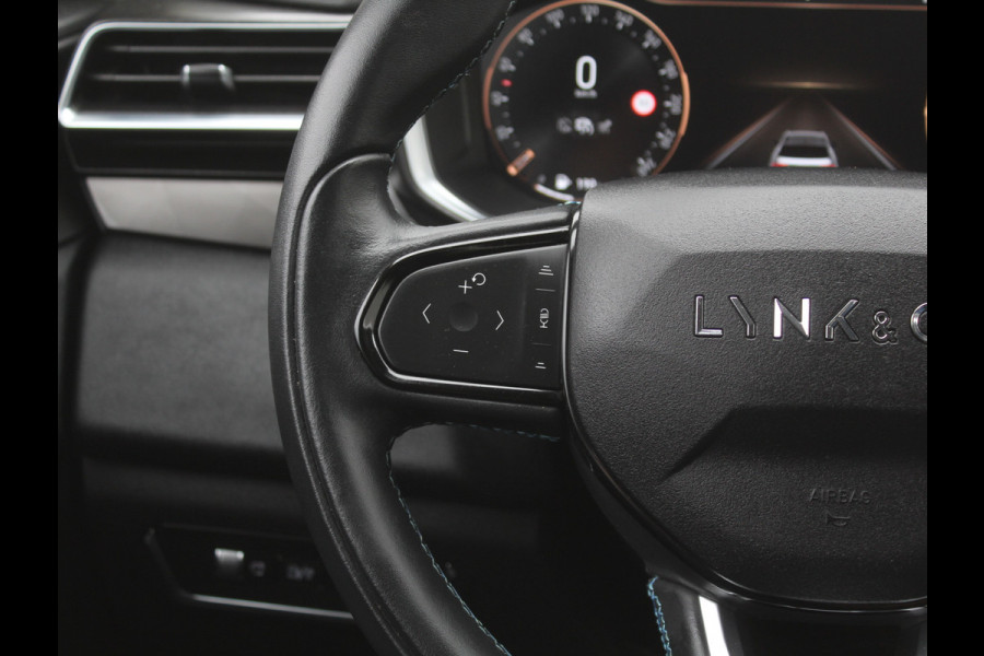 Lynk & Co 01 1.5 12 X OP VOORRAAD V.A. 40.000 KM | CARPLAY | 360CAMERA | DAB | PANODAK | LED | STOELVERW | ADAPCRUISE | WIFI |