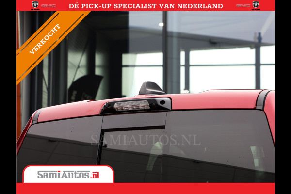 Dodge Ram 1500 Limited Night | 5,7 V8 Hemi | Z.G.A.N | Meest volle Hemi limited uitvoering | Comfortabele Dubbele Cabine met Royale 5 Zitplaatsen |