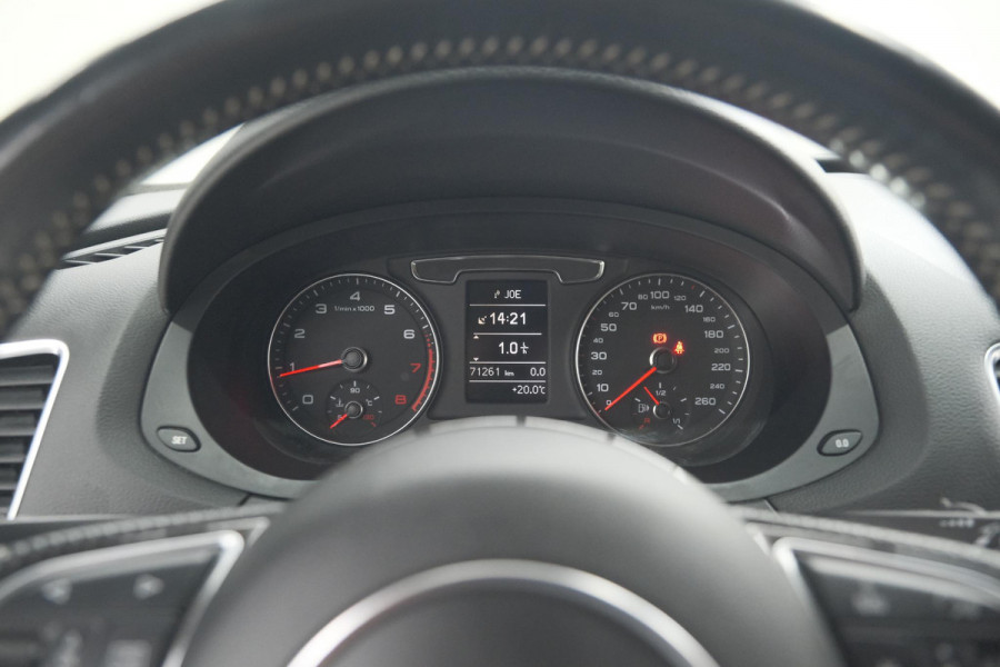 Audi Q3 1.4 TFSI CoD Sport S Line Edition | Parkeersensoren | Navigatie | Climate Control