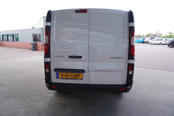 Renault Trafic 2.0 Blue dC1 150PK T30 L2H1 nr.V139 | Airco | Cruise | Navi | Camera