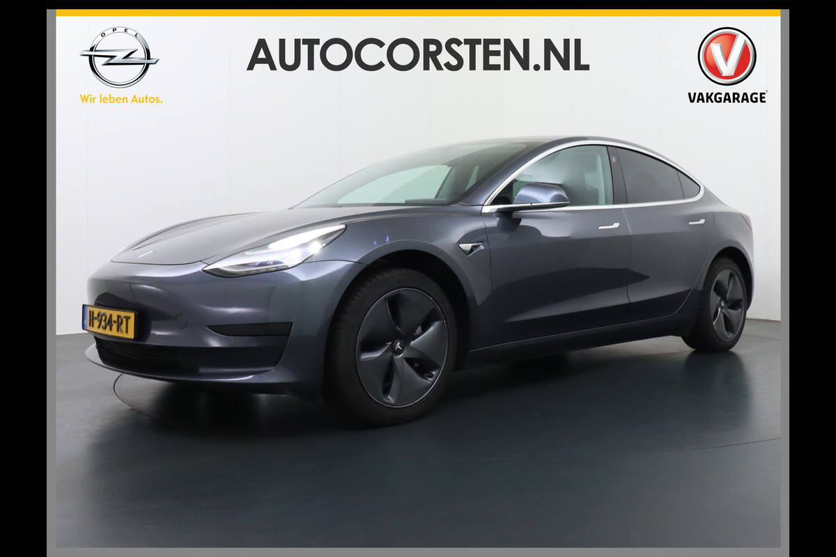 Tesla Model 3 SR+60kWh 326PK Privacy-Glass 19" AutoPilot FSD-computer-3 Premium-Luidsprekers Leer PanoDak Adaptive cruise Camera's Elektr.-Stu Ecc Navigatiesysteem full map LED-a+v Comfortstoel(en) ACC Dual-ECC DAB Voorverwarmen interieur via App Keyless via Telefoonsleutel One-Pedal-Drive Orig. Nederlandse Auto Tesla Model 3 SR+60kWh 326PK Privacy-Glass 19" AutoPilot FSD-computer-3 Premium-Luidsprekers Leer PanoDak Adaptive cruise Camera's Elektr.-Stu Ecc Navigatiesysteem full map LED-a+v Comfortstoel(en) ACC Dual-ECC DAB Voorverwarmen interieur via App Keyless via Telefoonsleutel One-Pedal-Drive Orig. Nederlandse Auto