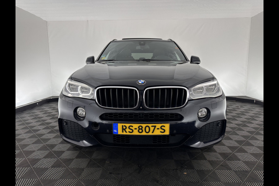 BMW X5 xDrive30d High Executive Aut. *PANO | HEAD-UP | FULL-LEATHER | FULL-LED | HARMAN/KARDON | MEMORY-PACK | DIGI-COCKPIT | KEYLESS | CAMERA | NAVI-FULLMAP | AMBIENT-LIGHT | COMFORT-SEATS | 20''ALU*