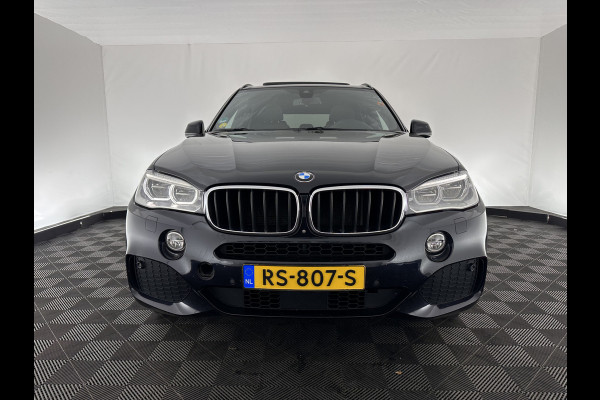 BMW X5 xDrive30d High Executive Aut. *PANO | HEAD-UP | FULL-LEATHER | FULL-LED | HARMAN/KARDON | MEMORY-PACK | DIGI-COCKPIT | KEYLESS | CAMERA | NAVI-FULLMAP | AMBIENT-LIGHT | COMFORT-SEATS | 20''ALU*
