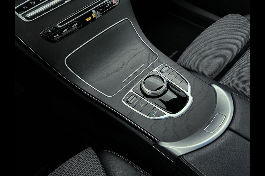 Mercedes-Benz C-Klasse 160 Sport Edition(NL-auto, Goed onderH, Panoramadak, Trekhaak, Carplay, Camera, Stoelv, Navi, Etc)