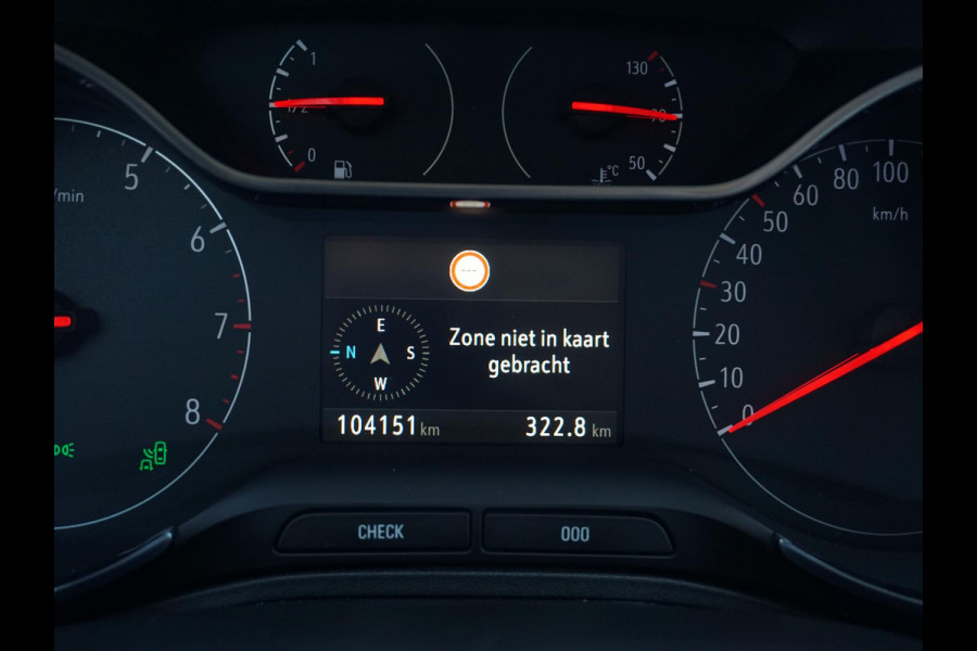 Opel Grandland X 1.2 Turbo Innovation Ele achterklep | Trekhaak