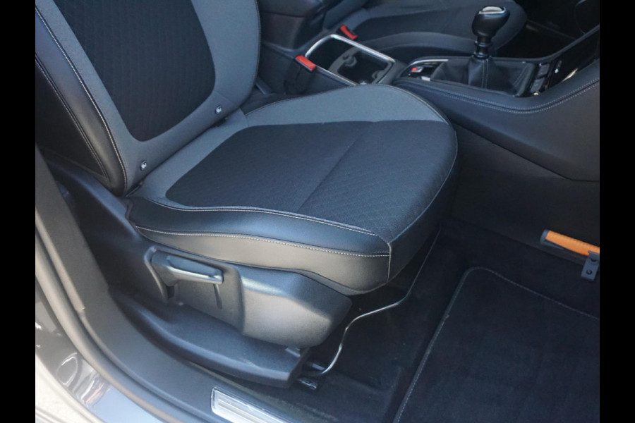 Opel Grandland X 1.2 Turbo Innovation Ele achterklep | Trekhaak