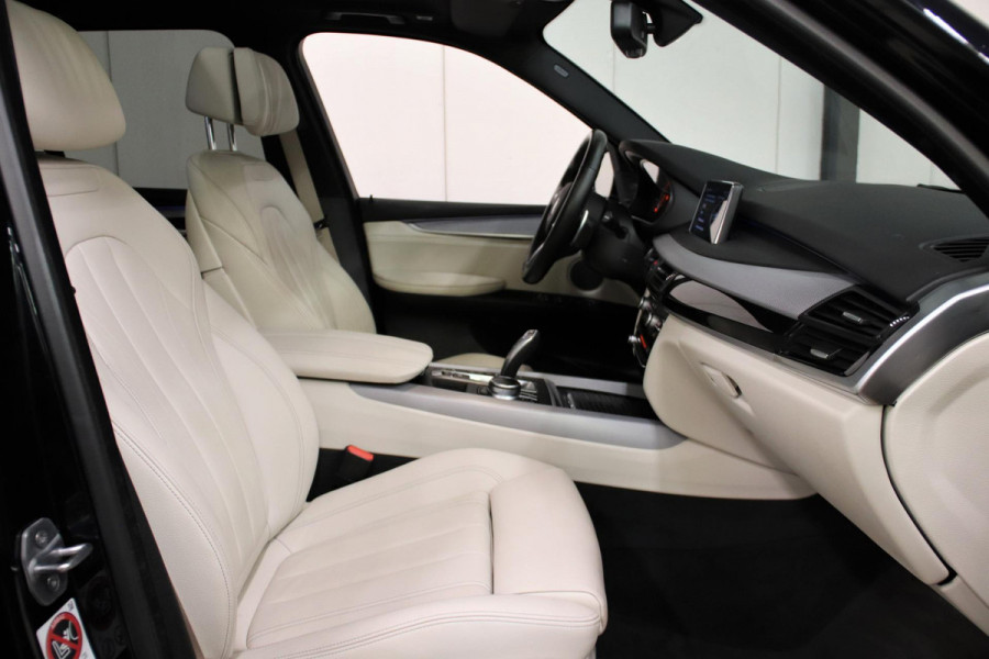 BMW X5 xDrive40e LEASE 625 EURO PER MAAND BMW X5 xDrive40e LEASE 495 EURO PER MAAND