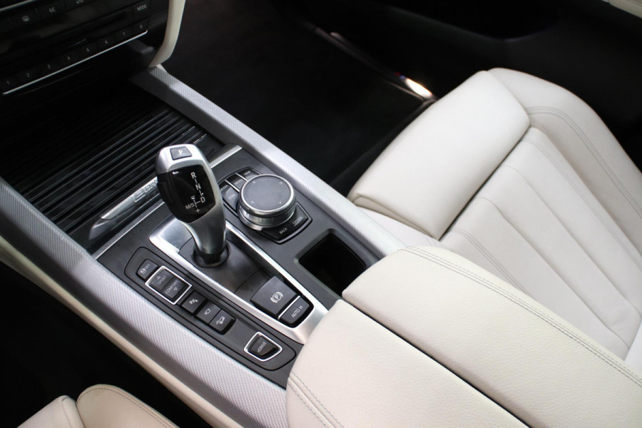 BMW X5 xDrive40e LEASE 625 EURO PER MAAND BMW X5 xDrive40e LEASE 495 EURO PER MAAND