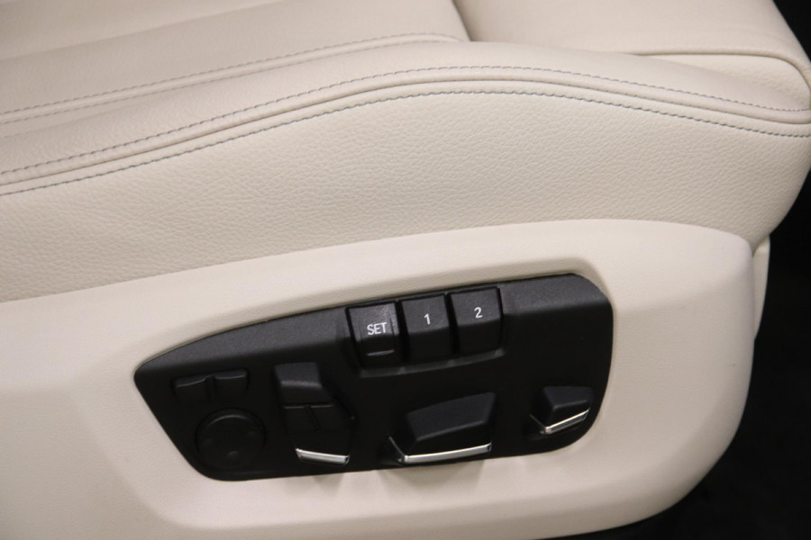 BMW X5 xDrive40e LEASE 625 EURO PER MAAND BMW X5 xDrive40e LEASE 495 EURO PER MAAND