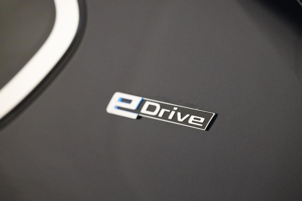 BMW X5 xDrive40e LEASE 625 EURO PER MAAND BMW X5 xDrive40e LEASE 495 EURO PER MAAND