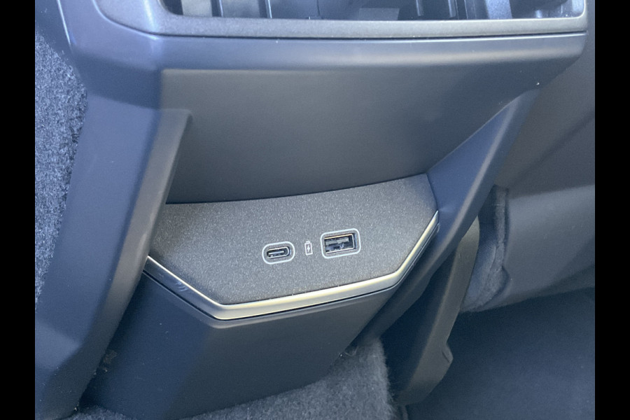 Lynk & Co 01 1.5 Plug-in 360Cam Carplay Zwarte hemel Incl.BTW Pano.dak PHEV