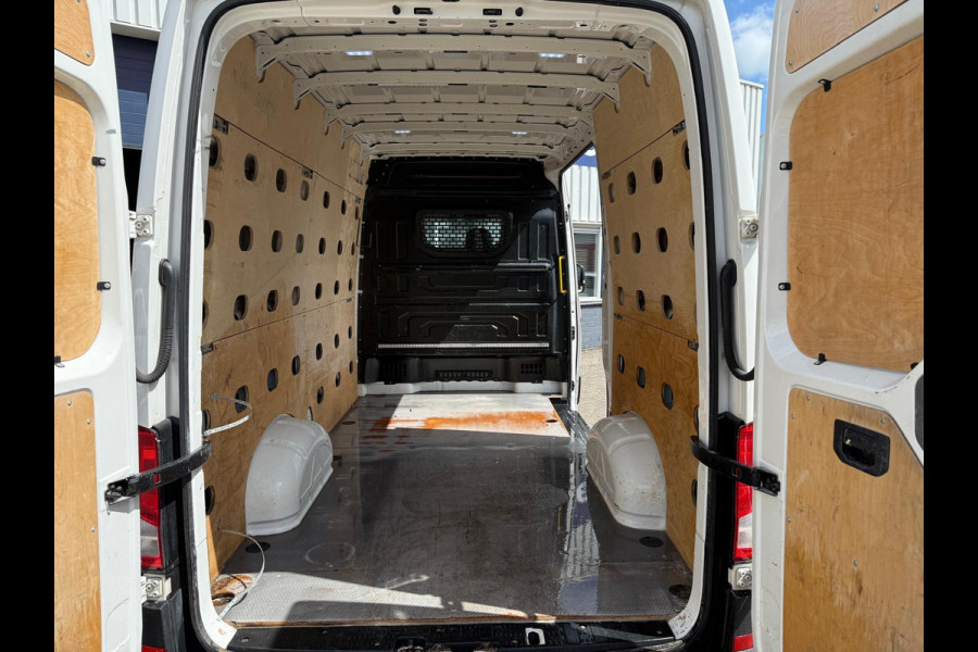 Volkswagen Crafter 35 2.0 TDI L3H3 Automaat Carplay