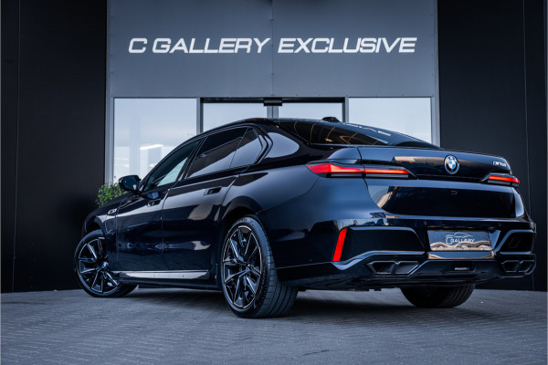 BMW 7 Serie M760e xDrive - M Sport | Sky Lounge | B&W | Massage