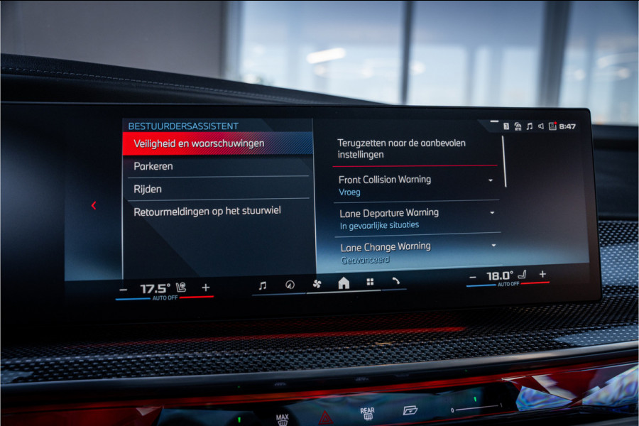 BMW 7 Serie M760e xDrive - M Sport | Sky Lounge | B&W | Massage