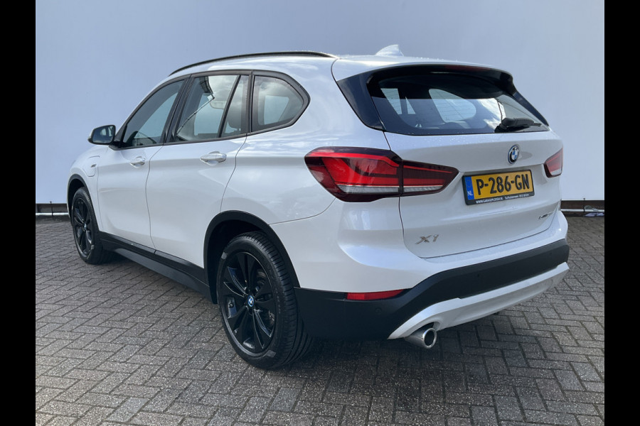 BMW X1 xDrive25e 222PK Automaat Trekhaak Leder Carplay Led Elek.Klep Plug-in!