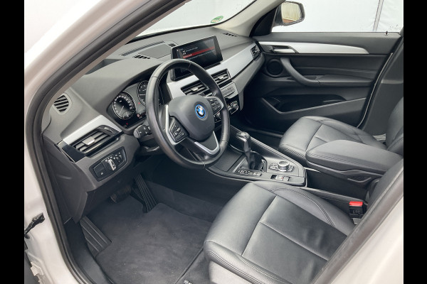 BMW X1 xDrive25e 222PK Automaat Trekhaak Leder Carplay Led Elek.Klep Plug-in!
