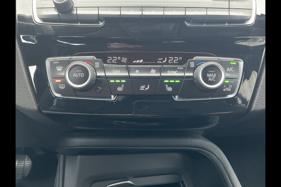 BMW X1 xDrive25e 222PK Automaat Trekhaak Leder Carplay Led Elek.Klep Plug-in!
