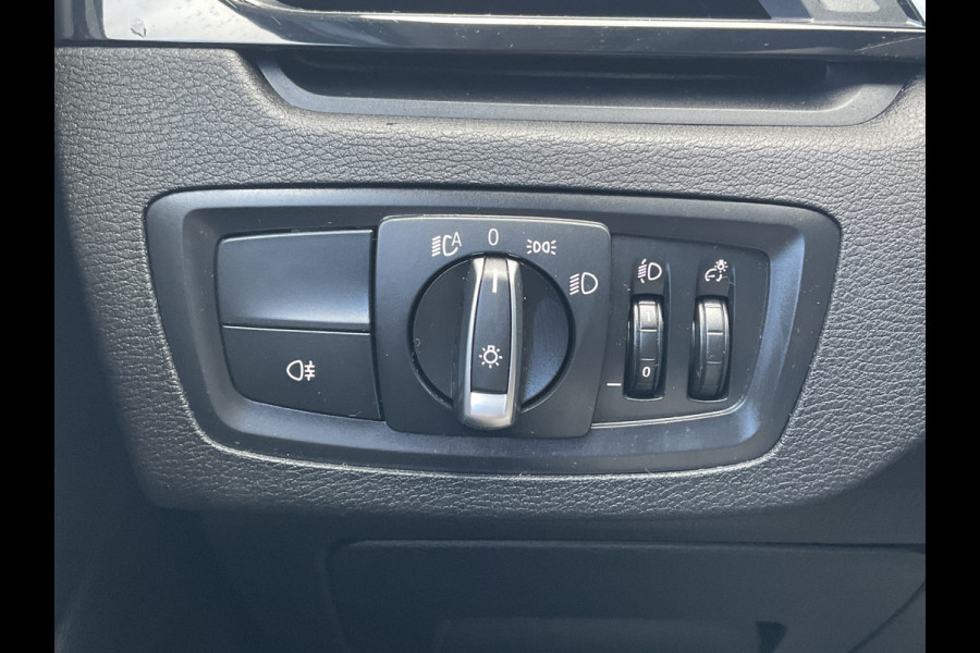 BMW X1 xDrive25e 222PK Automaat Trekhaak Leder Carplay Led Elek.Klep Plug-in!