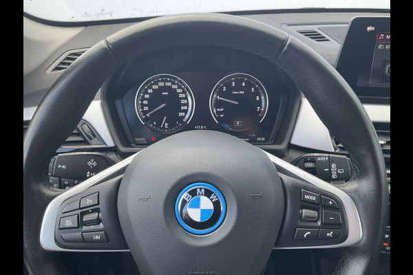 BMW X1 xDrive25e 222PK Automaat Trekhaak Leder Carplay Led Elek.Klep Plug-in!