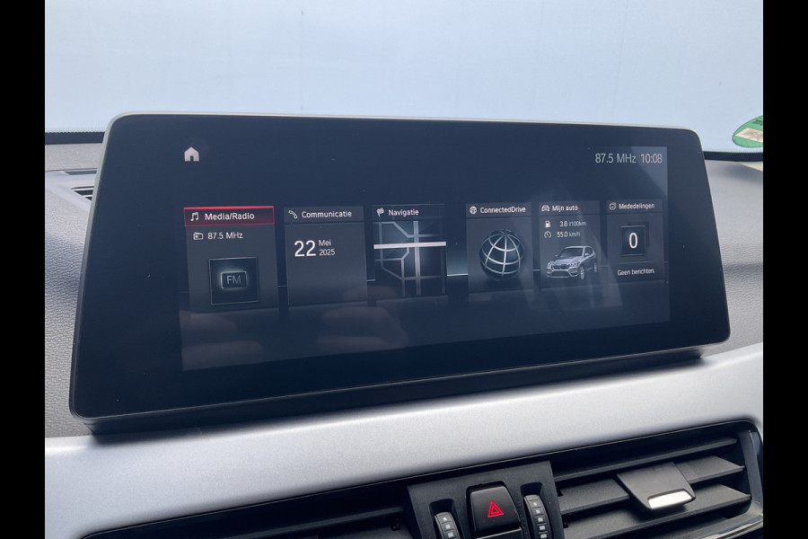 BMW X1 xDrive25e 222PK Automaat Trekhaak Leder Carplay Led Elek.Klep Plug-in!