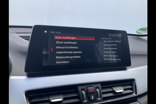 BMW X1 xDrive25e 222PK Automaat Trekhaak Leder Carplay Led Elek.Klep Plug-in!