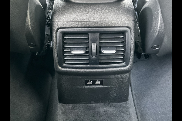 BMW X1 xDrive25e 222PK Automaat Trekhaak Leder Carplay Led Elek.Klep Plug-in!