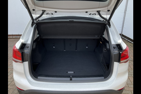 BMW X1 xDrive25e 222PK Automaat Trekhaak Leder Carplay Led Elek.Klep Plug-in!