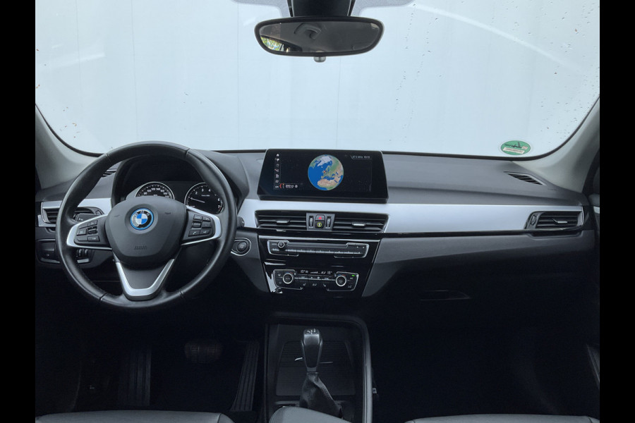 BMW X1 xDrive25e 222PK Automaat Trekhaak Leder Carplay Led Elek.Klep Plug-in!