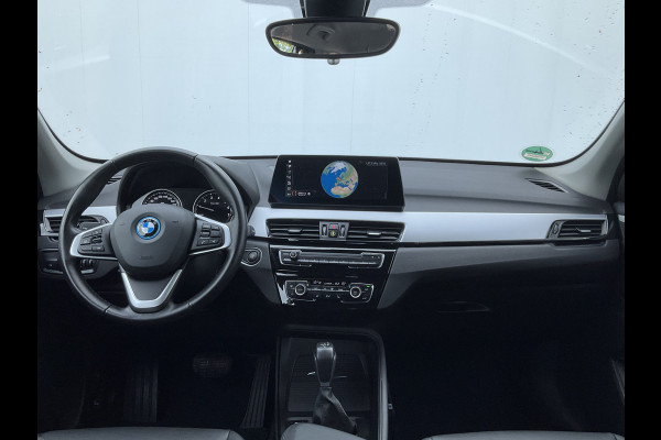 BMW X1 xDrive25e 222PK Automaat Trekhaak Leder Carplay Led Elek.Klep Plug-in!