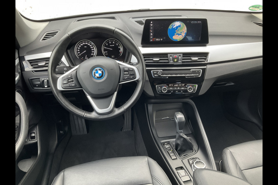 BMW X1 xDrive25e 222PK Automaat Trekhaak Leder Carplay Led Elek.Klep Plug-in!