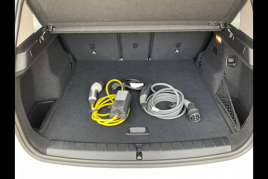 BMW X1 xDrive25e 222PK Automaat Trekhaak Leder Carplay Led Elek.Klep Plug-in!