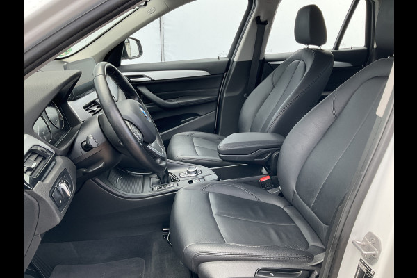 BMW X1 xDrive25e 222PK Automaat Trekhaak Leder Carplay Led Elek.Klep Plug-in!