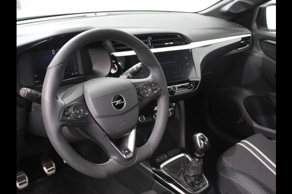 Opel Corsa 1.2 GS Panorama dak Digitale Cockpit Climate Control Dab Camera Parkeersensoren Cruise control LED Verwarmde voorstoelen Stuurwiel verwarmd Navigatie Climate control Apple carplay/ Android Auto Parkeer sensoren voor en achter