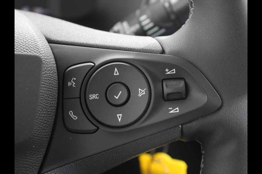 Opel Corsa 1.2 GS Panorama dak Digitale Cockpit Climate Control Dab Camera Parkeersensoren Cruise control LED Verwarmde voorstoelen Stuurwiel verwarmd Navigatie Climate control Apple carplay/ Android Auto Parkeer sensoren voor en achter
